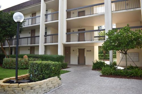 305-8415 Forest Hills Dr, Coral Springs, FL, 33065-5487 | Card Image