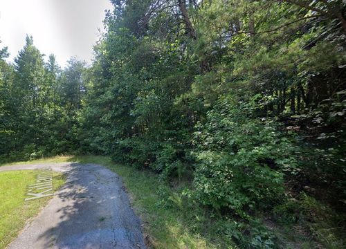 124 Killam Ln, Westminster, SC, 29693-5621 | Card Image