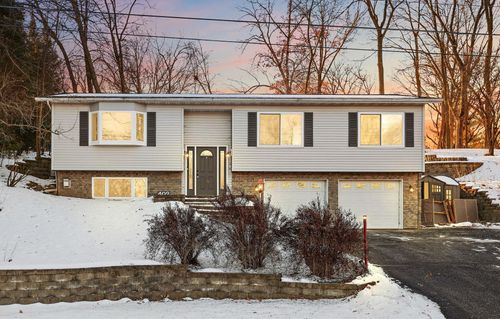 402 25th St Sw, Rochester, MN, 55902-2261 | Card Image