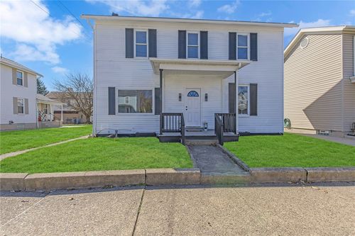 626 10th Ave, New Brighton, PA, 15066-1525 | Card Image