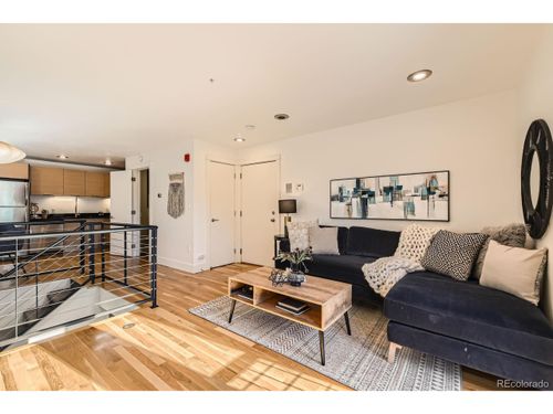 102-2837 Vallejo St, Denver, CO, 80211-4328 | Card Image