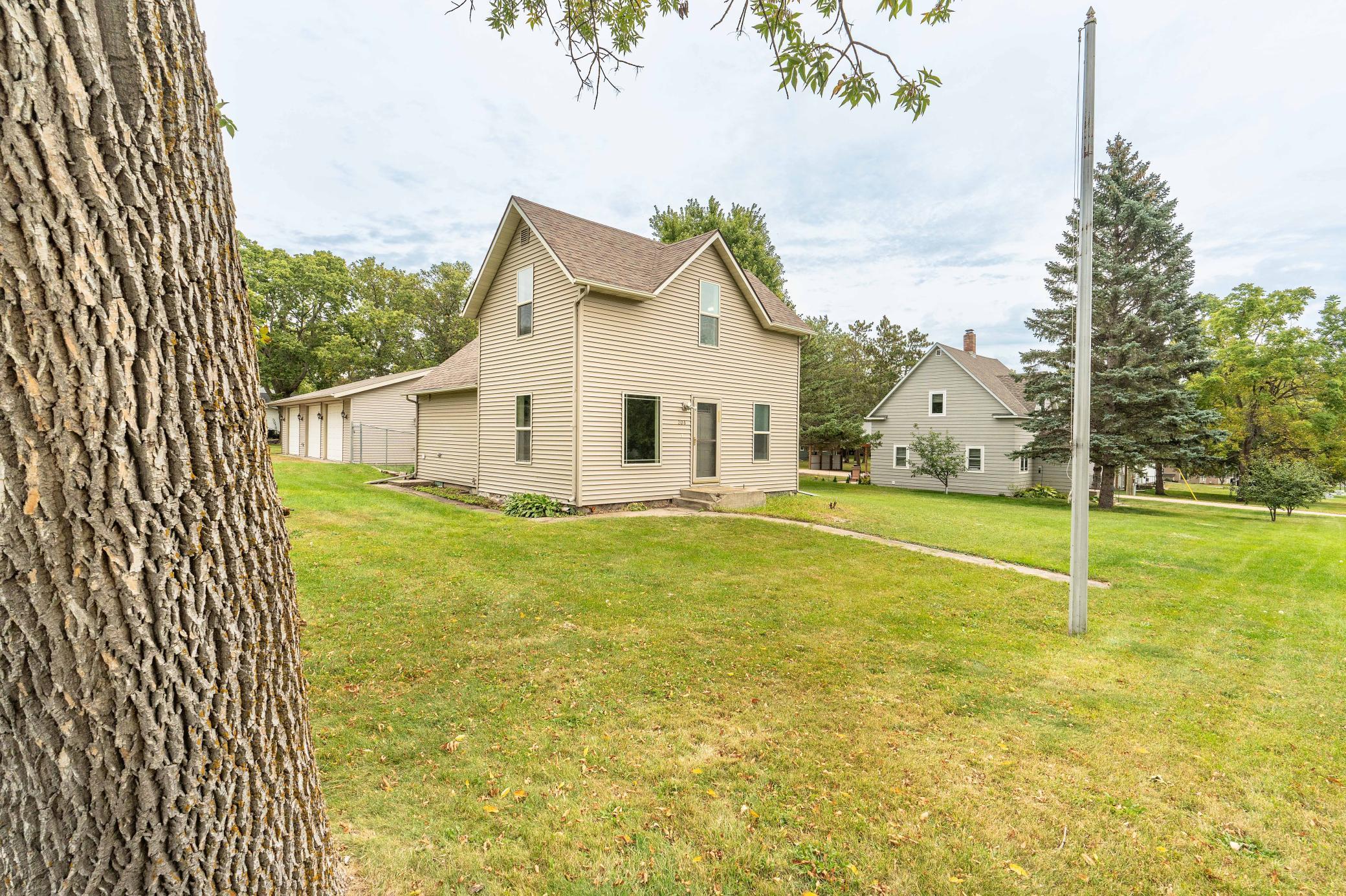 Bowman St, Battle Lake, MN 56515