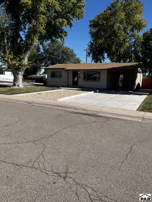 1702 Englewood Dr, Pueblo, CO, 81005 | Card Image