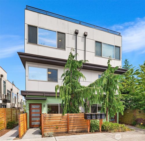 b-8356 19th Ave Nw, Seattle, WA, 98117-3516 | Card Image