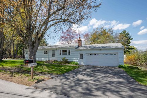 3 Derby Circle, Nashua, NH, 03062 | Card Image