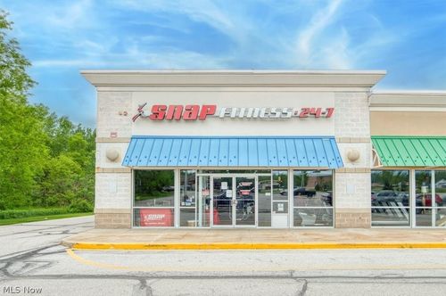 6581 N Ridge Rd, Madison, OH, 44057-2555 | Card Image