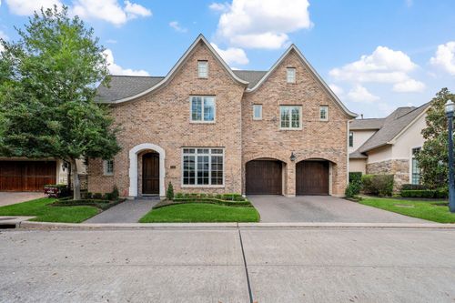 15426 Oyster Creek Ln, Sugar Land, TX, 77478-3371 | Card Image