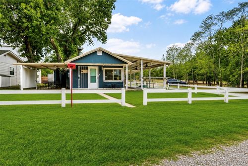 5112 Oakwood Rd, Kingston, OK, 73439-8814 | Card Image
