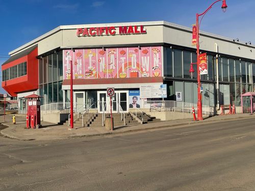 9700 105 Ave Nw, Edmonton, AB, T5H4J1 | Card Image