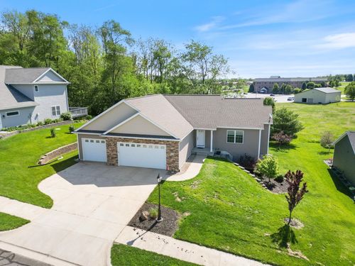 165 Chickadee Ln, Warsaw, IN, 46580-7817 | Card Image