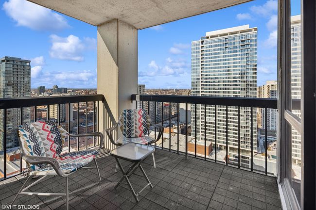 APT-2703 - 1122 N Clark St, Condo with 2 bedrooms, 2 bathrooms and 1 parking in CHICAGO IL | Image 16