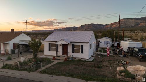 141 Denver Ave, East Carbon, UT, 84520-1000 | Card Image
