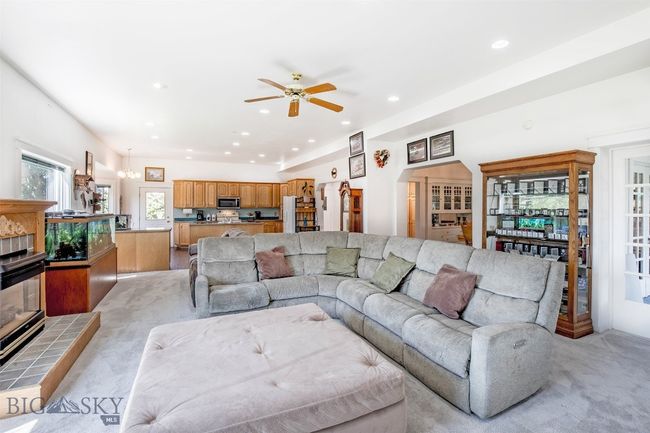 large open great room area | Image 12