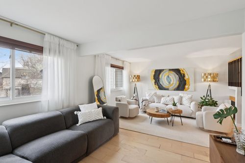 29W388 White Oak Dr, Warrenville, IL, 60555-2682 | Card Image