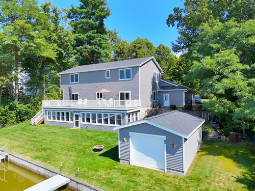 86640 60th St, Decatur, MI, 49045-8008 | Card Image