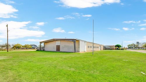 302 S Avenue B, Freeport, TX, 77541-4720 | Card Image