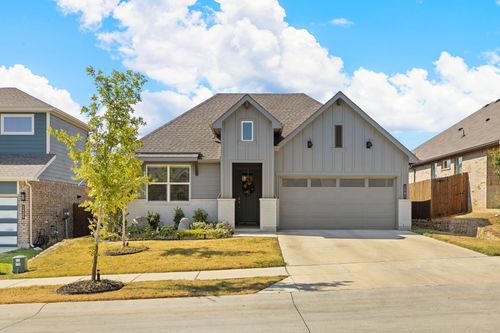 1501 Razorbill Rd, Denton, TX, 76205-7032 | Card Image
