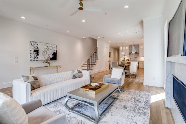 Living Room | Image 8