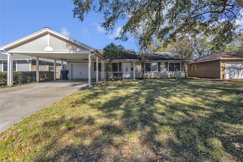 2848 Azalea Ln, Groves, TX, 77619-5006 | Card Image