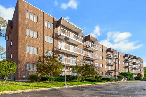 apt-408-400 E Dundee Rd, Buffalo Grove, IL, 60089-6539 | Card Image