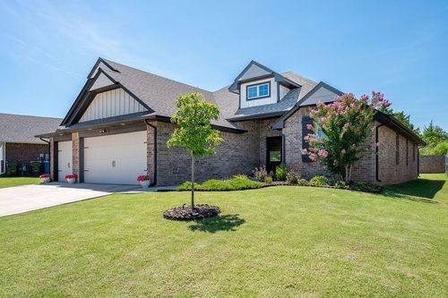 8301 Lambert Way, Edmond, OK, 73034 | Card Image