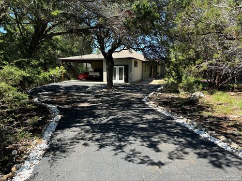 1-317-1 Saddle Mountain Dr, Boerne, TX, 78006-3833 | Card Image