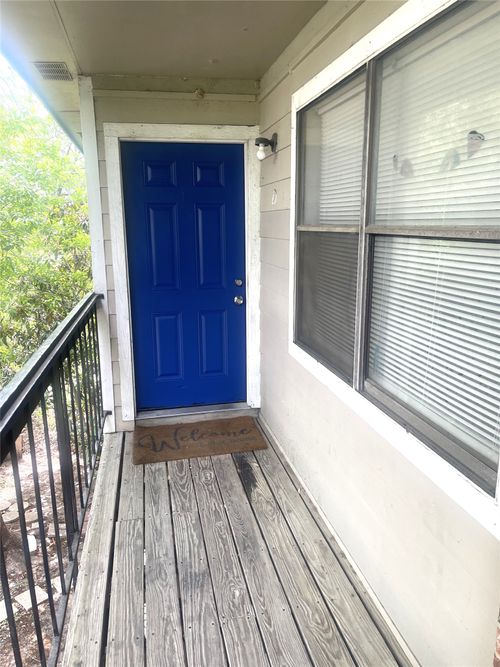 d-2-2005 W Loop, Austin, TX, 78758-5832 | Card Image
