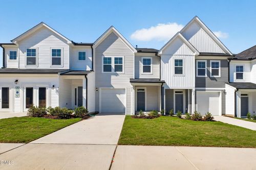 424 Barrington Key Dr, Zebulon, NC, 27597 | Card Image