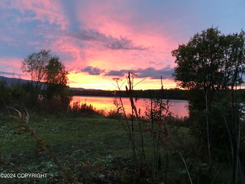 NO Road Big Susitna / Yentna River, Big Lake, AK, 99652 | Card Image