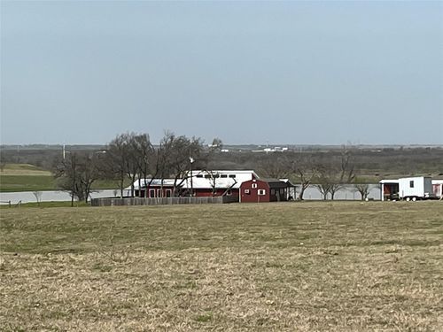 564 County Road 249a, Cameron, TX, 76520-5002 | Card Image