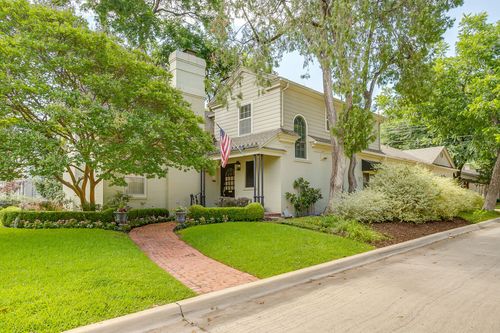 901 Washington Terrace, Fort Worth, TX, 76107 | Card Image