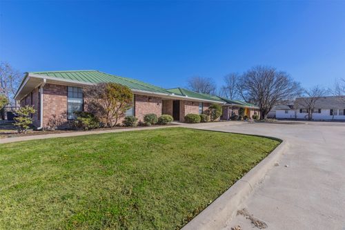 1904 S 18th St, Waco, TX, 76706-3011 | Card Image