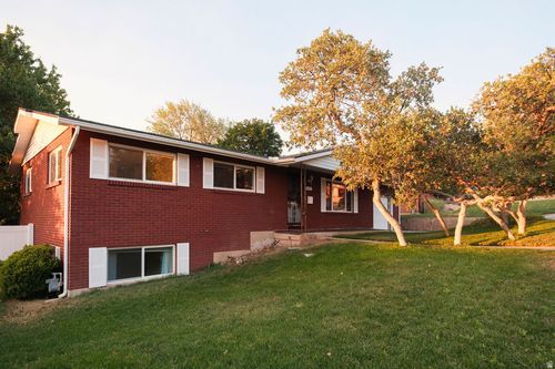 521 E 1650 S, Bountiful, UT, 84010-4023 | Card Image