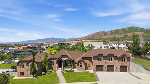 11933 N Atlas Dr, Highland, UT, 84003-3693 | Card Image
