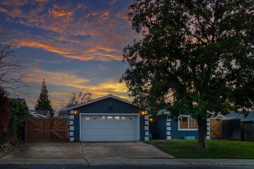 9192 Pershing Avenue, Orangevale, CA, 95662 | Card Image