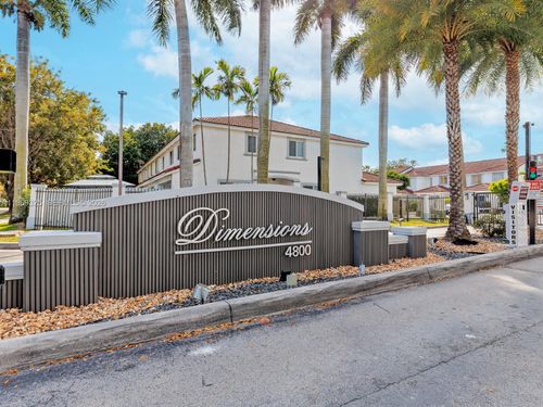 11512 Nw 48th Ter, Doral, FL, 33178 | Card Image