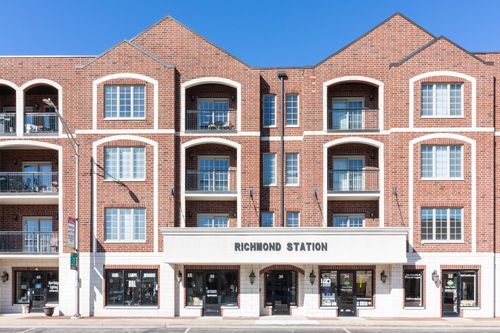 unit-2c-36 Cass Ave, Westmont, IL, 60559-1890 | Card Image