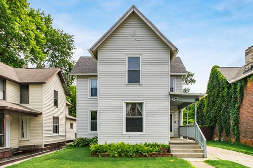 112 Dewey Ave, Newark, OH, 43055-6667 | Card Image