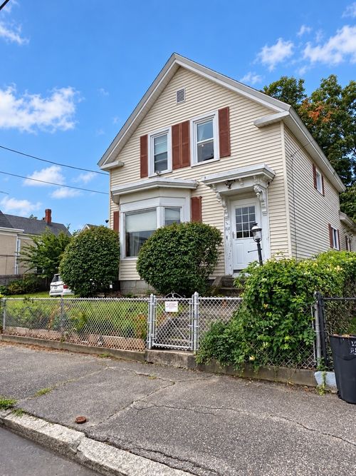168 Howard St, Lawrence, MA, 01841-2904 | Card Image