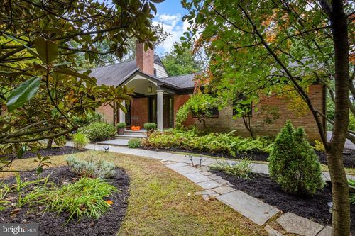 205 Spruce Tree Rd, Radnor, PA, 19087-3715 | Card Image