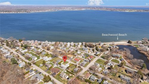 53 Baycliff Dr, East Greenwich, RI, 02818-4701 | Card Image