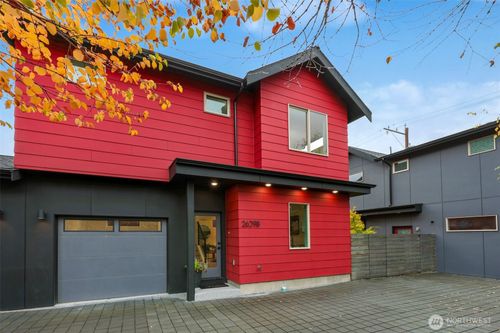 b-2639 41st Ave Sw, Seattle, WA, 98116-2512 | Card Image