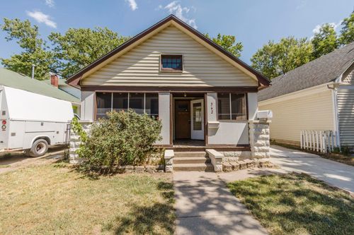 362 & 362 1/2 N Erie, Wichita, KS, 67214 | Card Image
