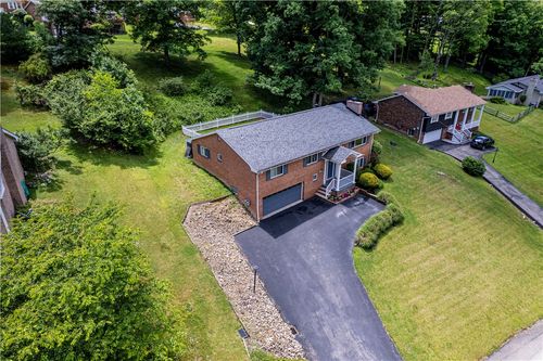 109 Westview Dr, Ligonier, PA, 15658-8757 | Card Image