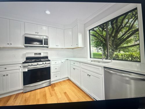 a-383 Sequoia Ln, Stratford, CT, 06614-8137 | Card Image