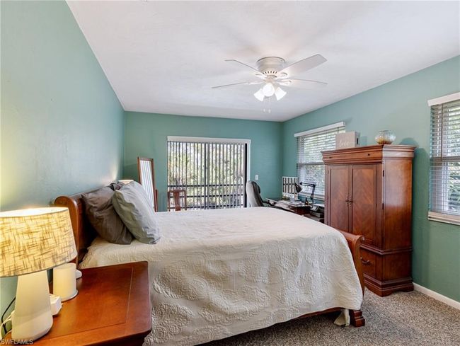 4724 Pembrooke Ln, House other with 3 bedrooms, 2 bathrooms and 2 parking in BONITA SPRINGS FL | Image 26
