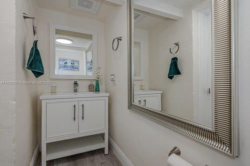 245 189th Ter, Sunny Isles Beach, FL, 33160-2311 | Card Image
