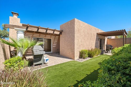 8023 E Via Del Desierto, Scottsdale, AZ, 85258-3021 | Card Image