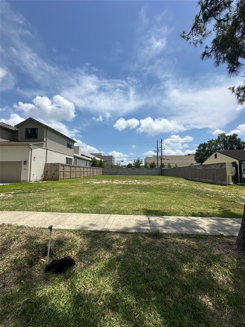 4909 Mayfair St, Bellaire, TX, 77401-2315 | Card Image