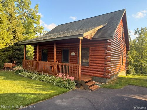 50-2395 Beaver Creek Dr, Gaylord, MI, 49735 | Card Image
